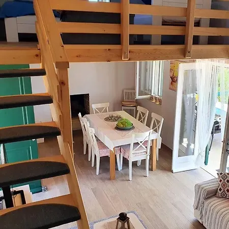 Panoramic Sea View Holiday House Alba ヴィラ ポスティレ